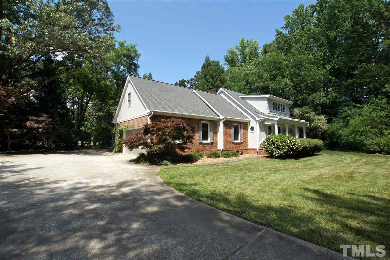 8012 Hollander Place Raleigh, NC 27606 - Photo 2 of 25 Gallery Image 2