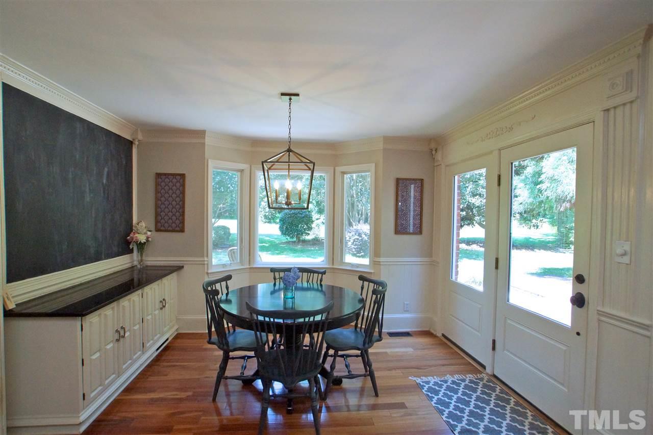 8012 Hollander Place Raleigh, NC 27606 - Photo 11 of 25 Gallery Image 11