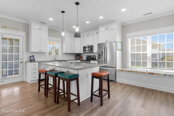 $445,000 | 210 Dorovan Court, Hubert, NC 28539