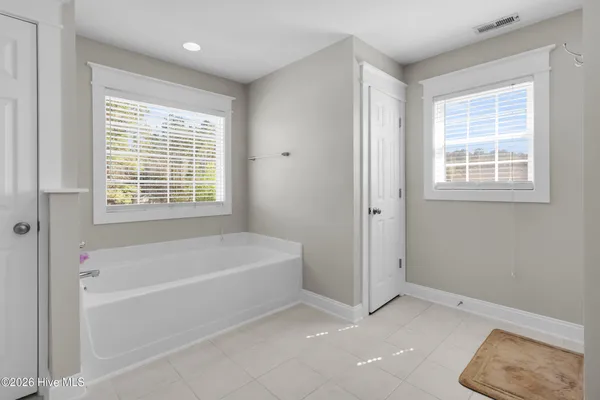 $445,000 | 210 Dorovan Court, Hubert, NC 28539