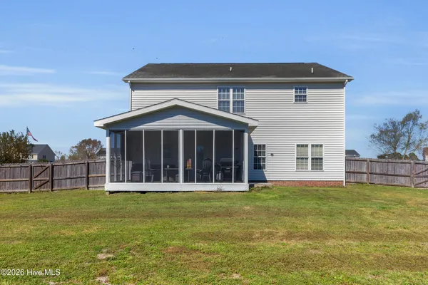 $445,000 | 210 Dorovan Court, Hubert, NC 28539