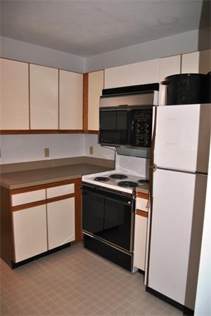 101 Beacon Park Road, Unit 1 Webster, MA 01570 - Photo 15 of 22 Gallery Image 15