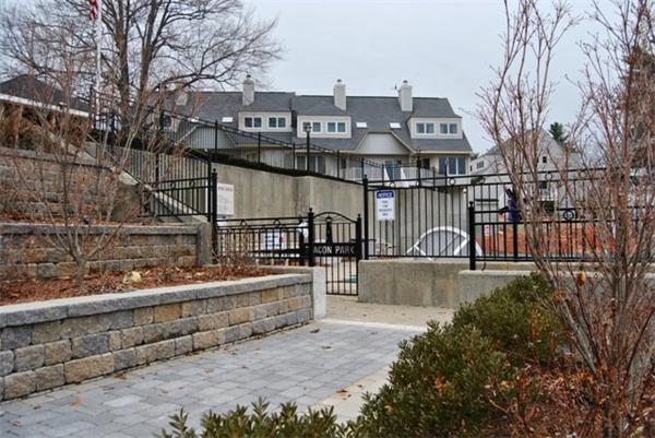 101 Beacon Park Road, Unit 1 Webster, MA 01570 - Photo 8 of 22 Gallery Image 8
