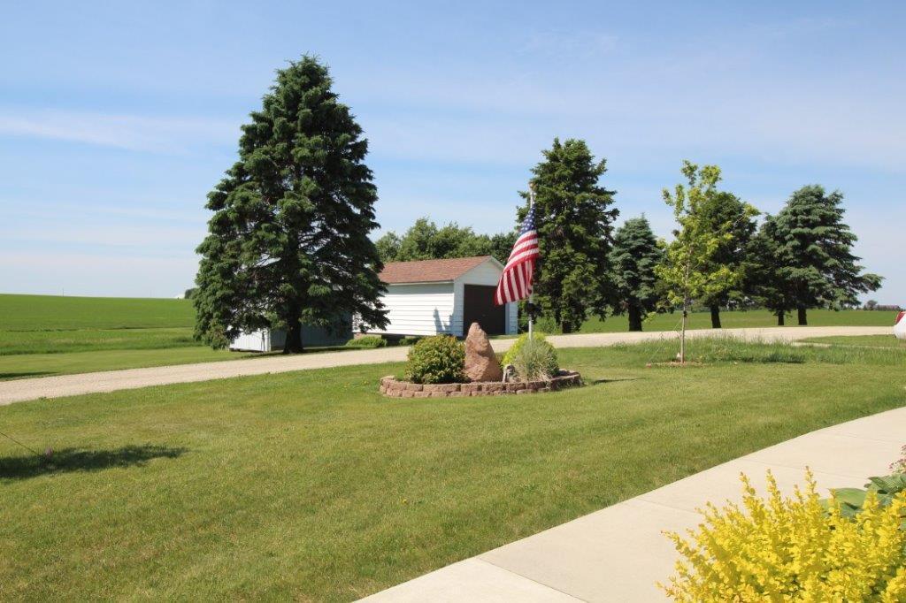 11697 210th Street East Kenyon, MN 55946 - Photo 10 of 19