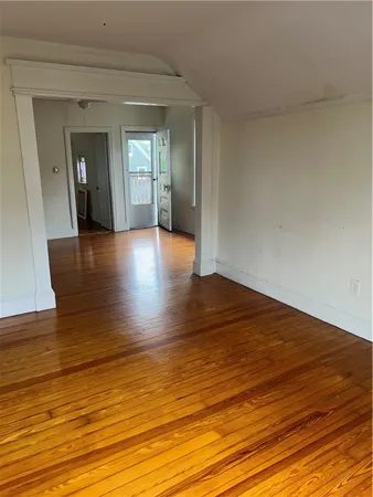 $2,195 | 179 Ivy Street, Providence, RI 02906