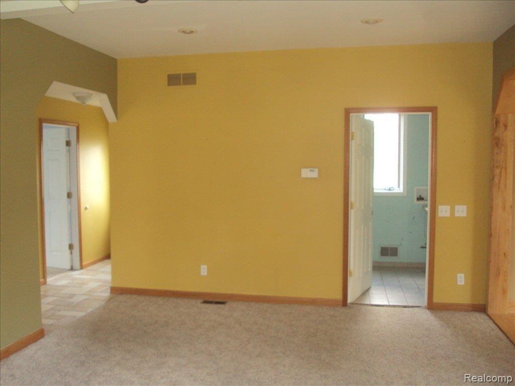 40100 Willis Road Belleville, MI 48111 - Photo 4 of 5 DSC00433