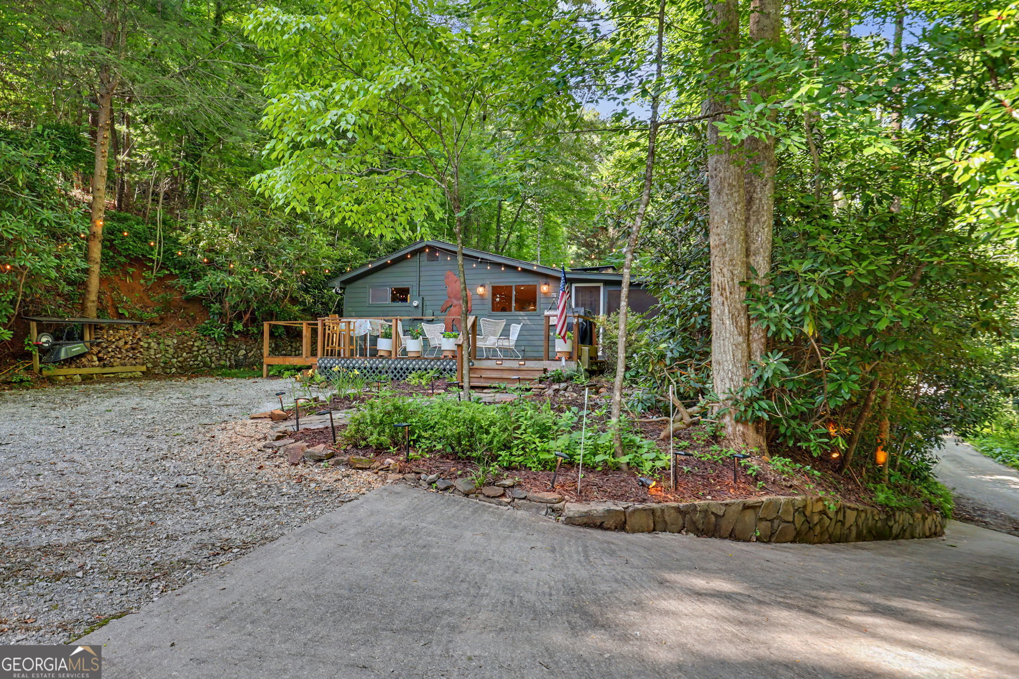 276 Fulton Road Tiger, GA 30576 - Photo 7 of 64