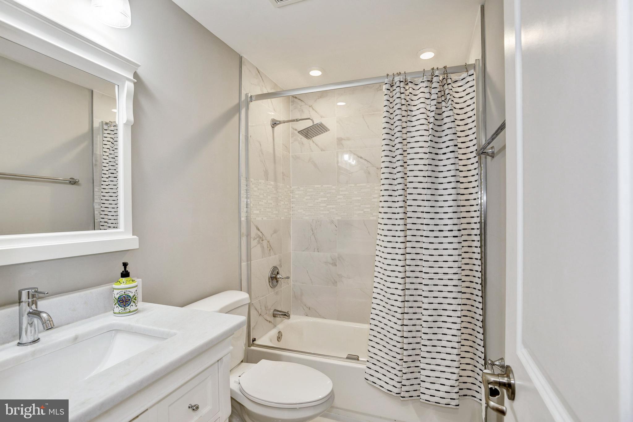 709 Jackson Street Northeast, Unit 2 Washington, DC 20017 - Photo 14 of 20