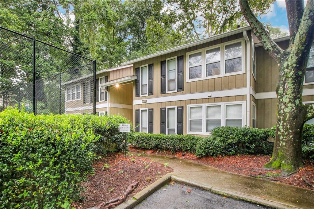 5159 Roswell Road, Unit 9 Atlanta, GA 30342 - Photo 1 of 1 Gallery Image 1