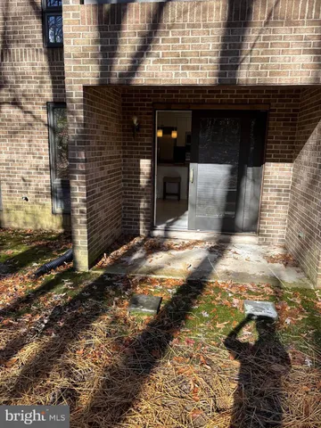 $1,950 | 44693 White Oak Court, Unit 2B, California, MD 20619