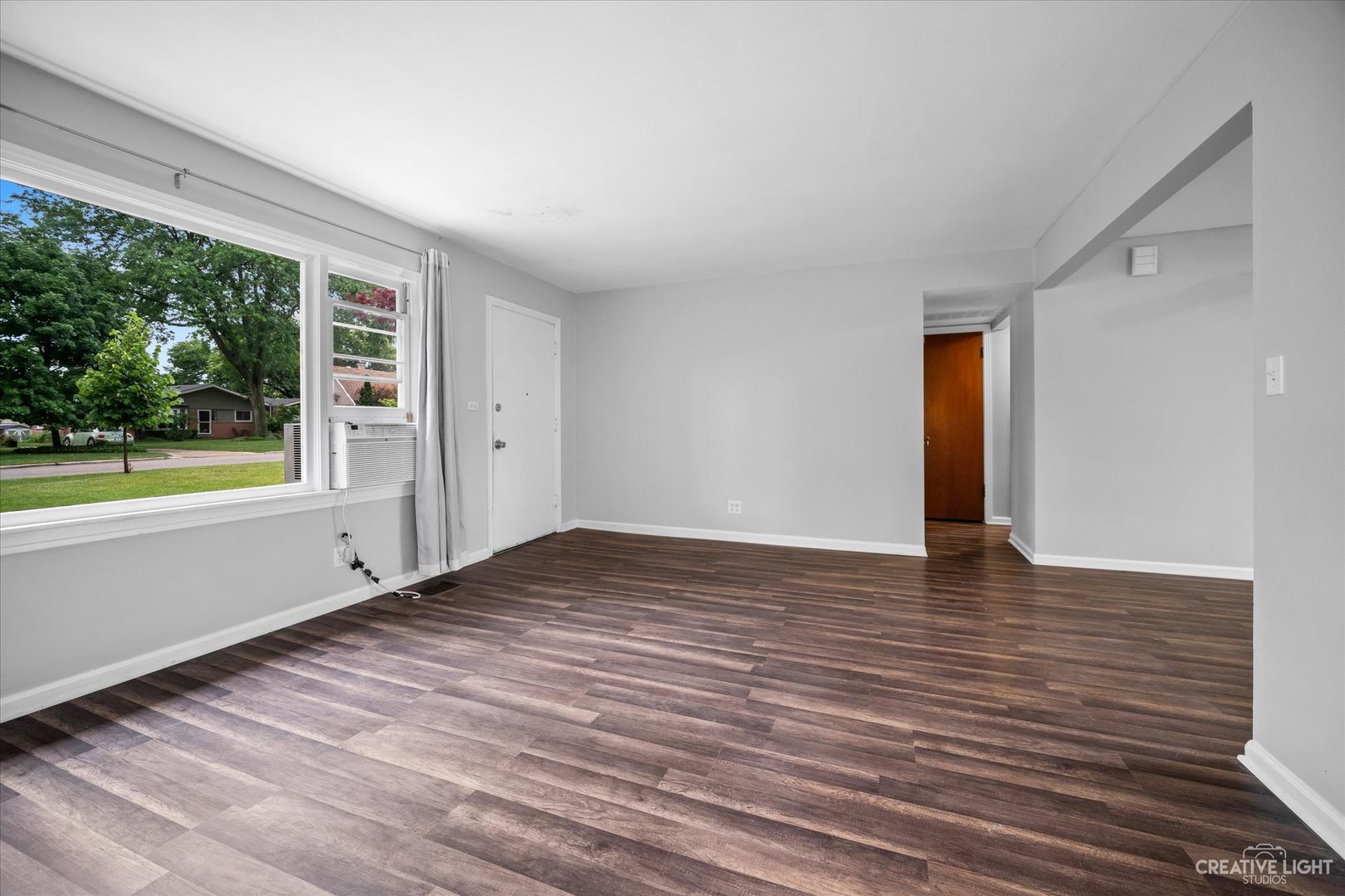 1103 Sunset Road Wheaton, IL 60189 - Photo 3 of 17