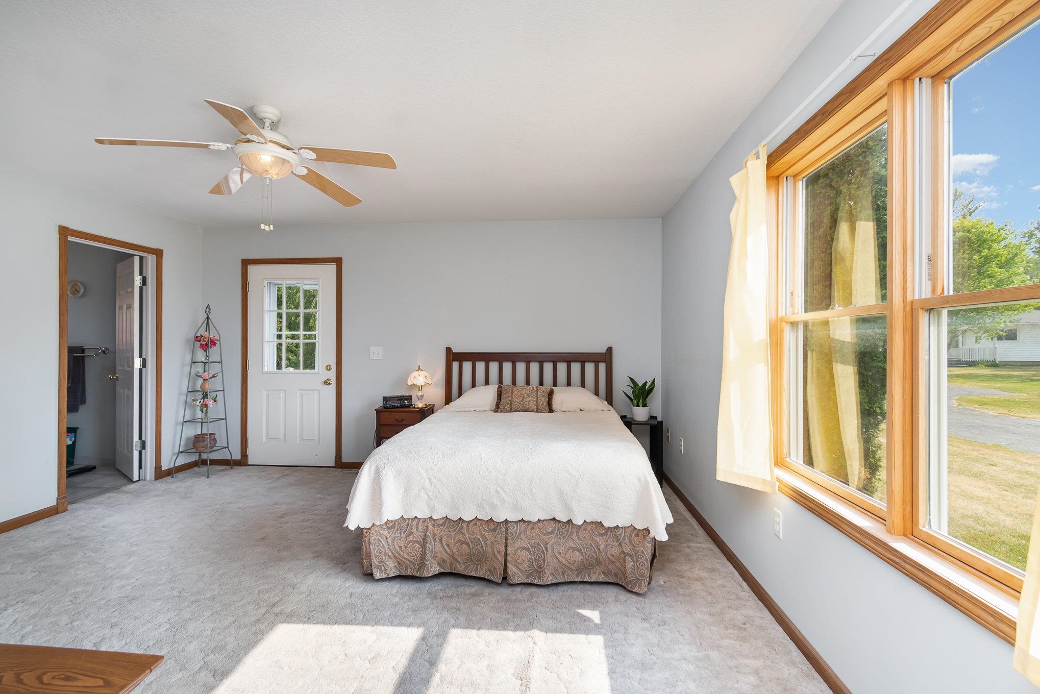 688 East Remus Road Mount Pleasant, MI 48858 - Photo 10 of 36 1911904-10.JPG