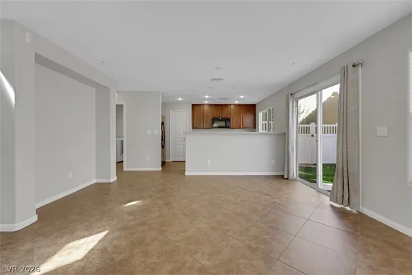 $2,000 | 2089 Waterlily View Street, Henderson, NV 89044