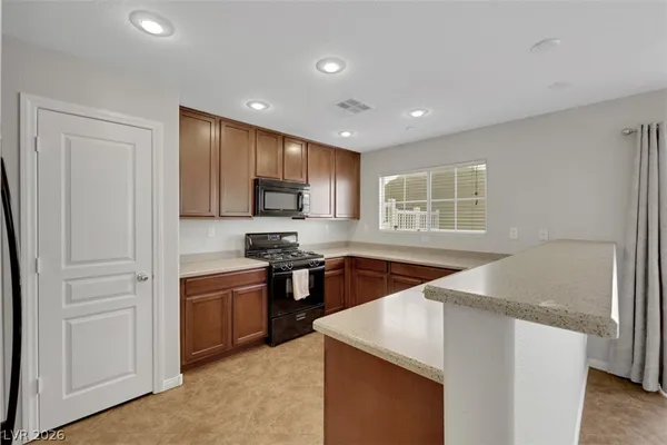 $2,000 | 2089 Waterlily View Street, Henderson, NV 89044