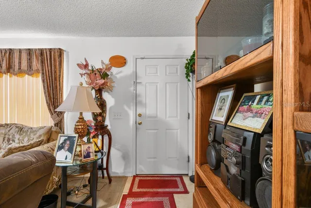 $349,999 | 1125 40th Street South, St. Petersburg, FL 33711