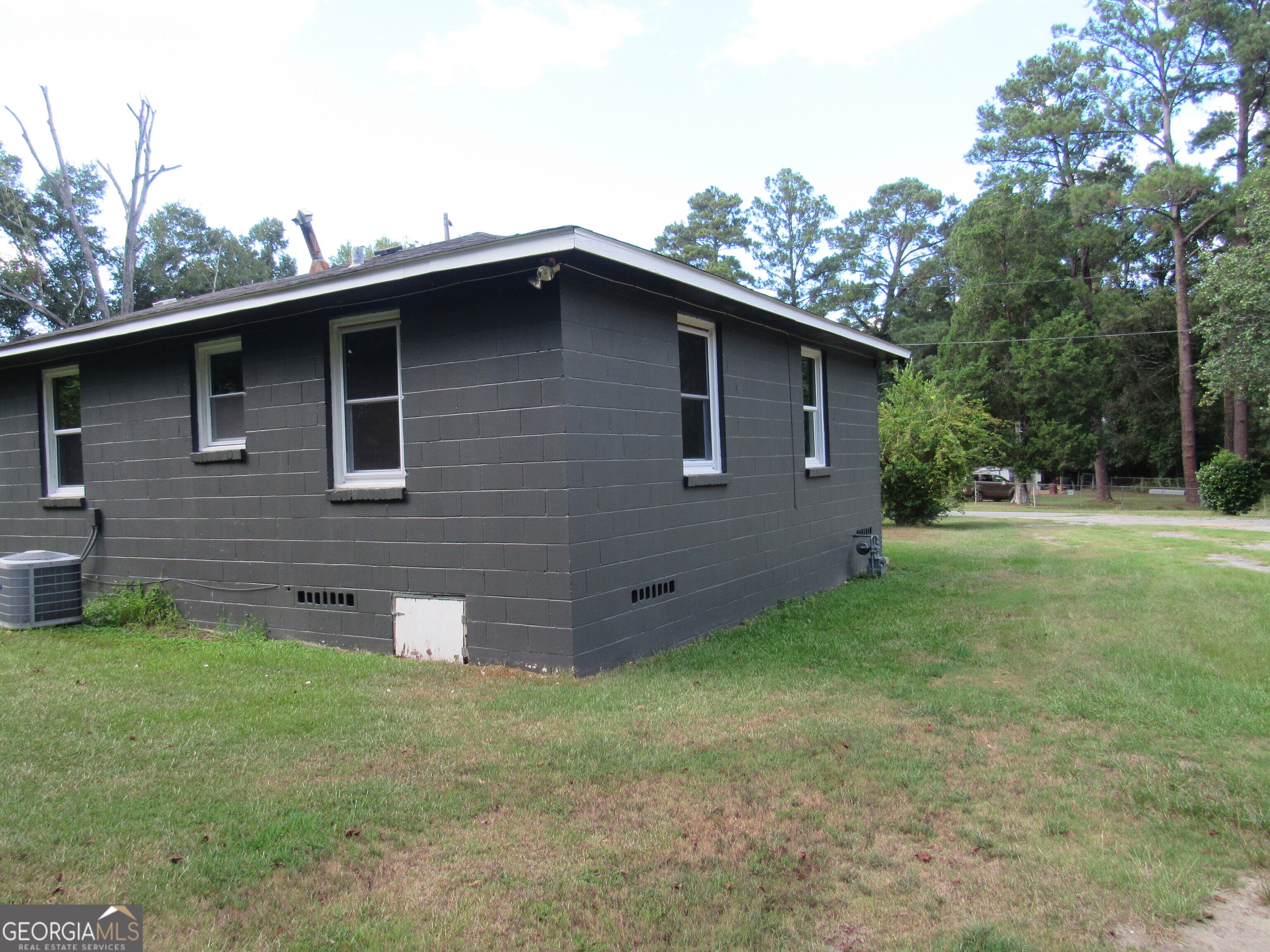 1616 Mathis Circle Macon, GA 31206 - Photo 27 of 28 Gallery Image 27
