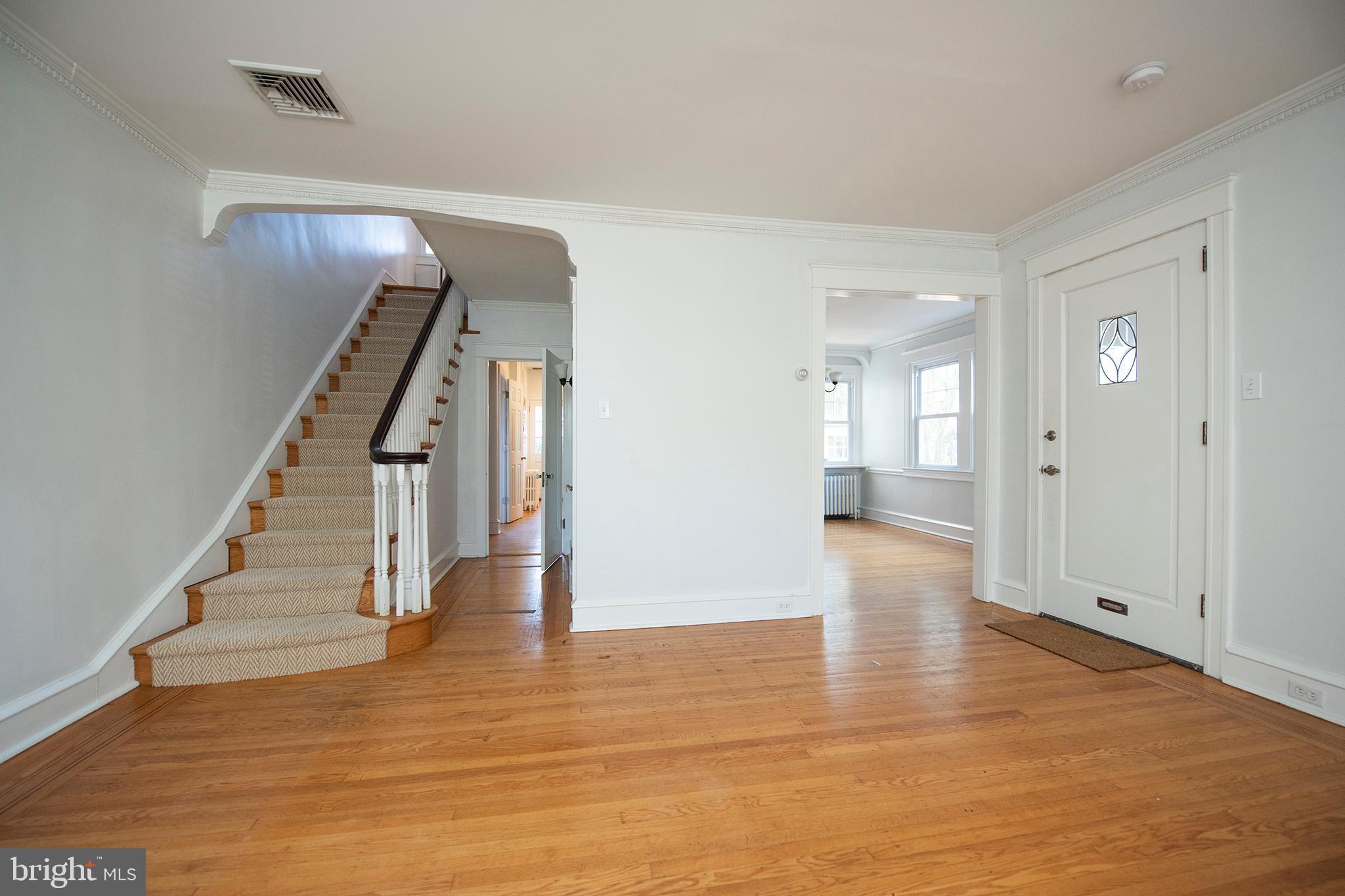 2909 Rising Sun Road Ardmore, PA 19003 - Photo 4 of 43 living room
