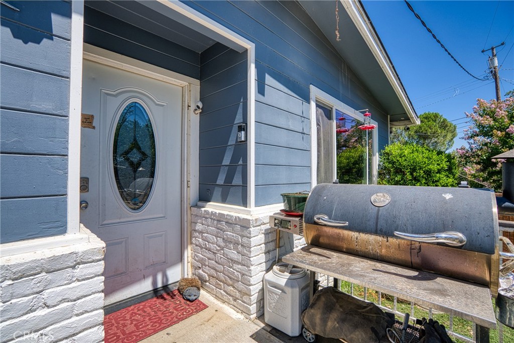 14415 Ridge Road Clearlake, CA 95422 - Photo 4 of 28 a outdoor living space with furniture and a couch