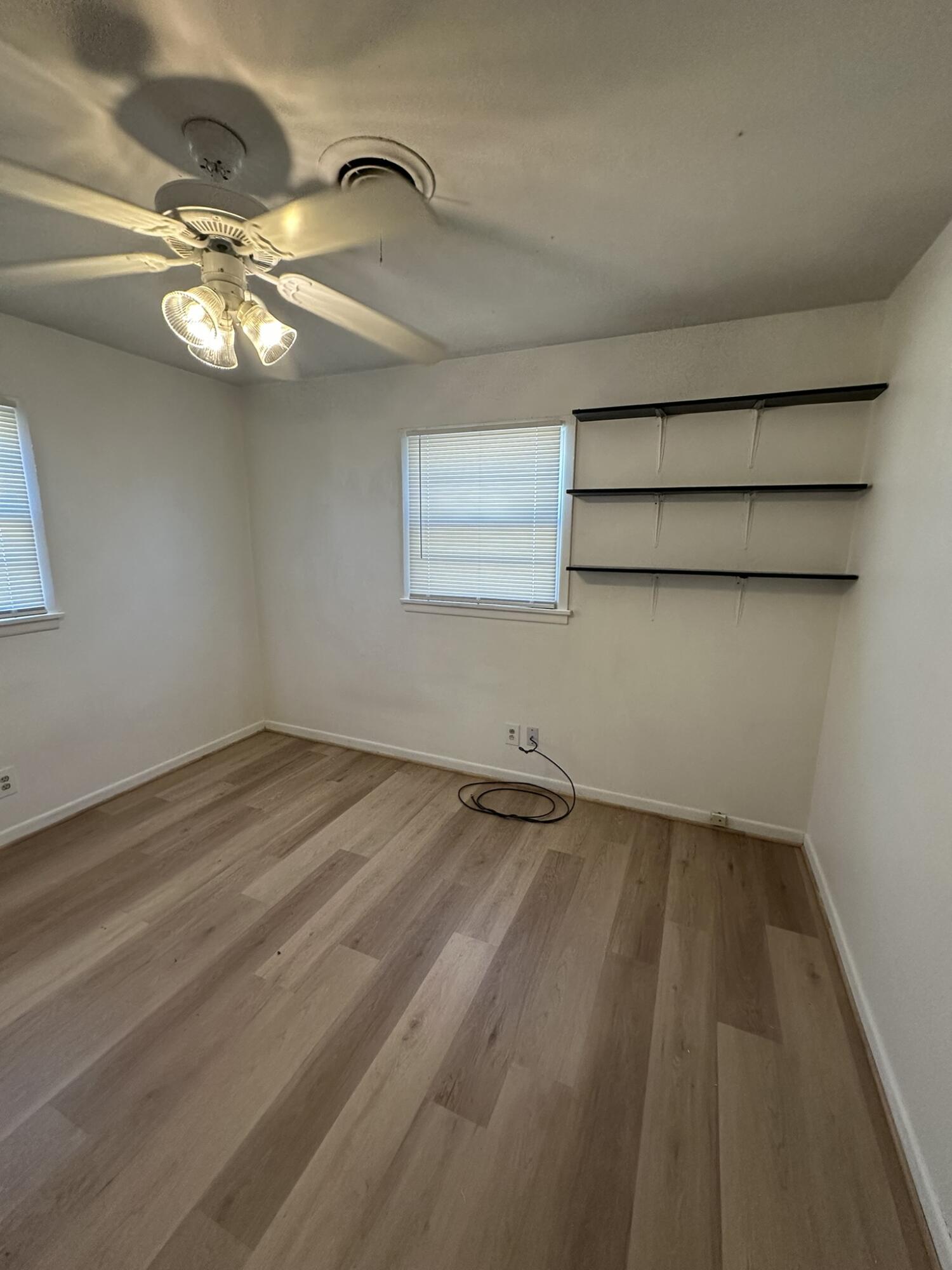 1333 62nd Street Lubbock, TX 79412 - Photo 5 of 9 5