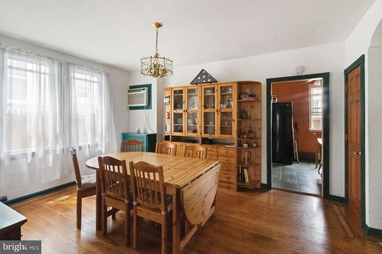 4027 Ellendale Road Drexel Hill, PA 19026 - Photo 5 of 26 Gallery Image 5