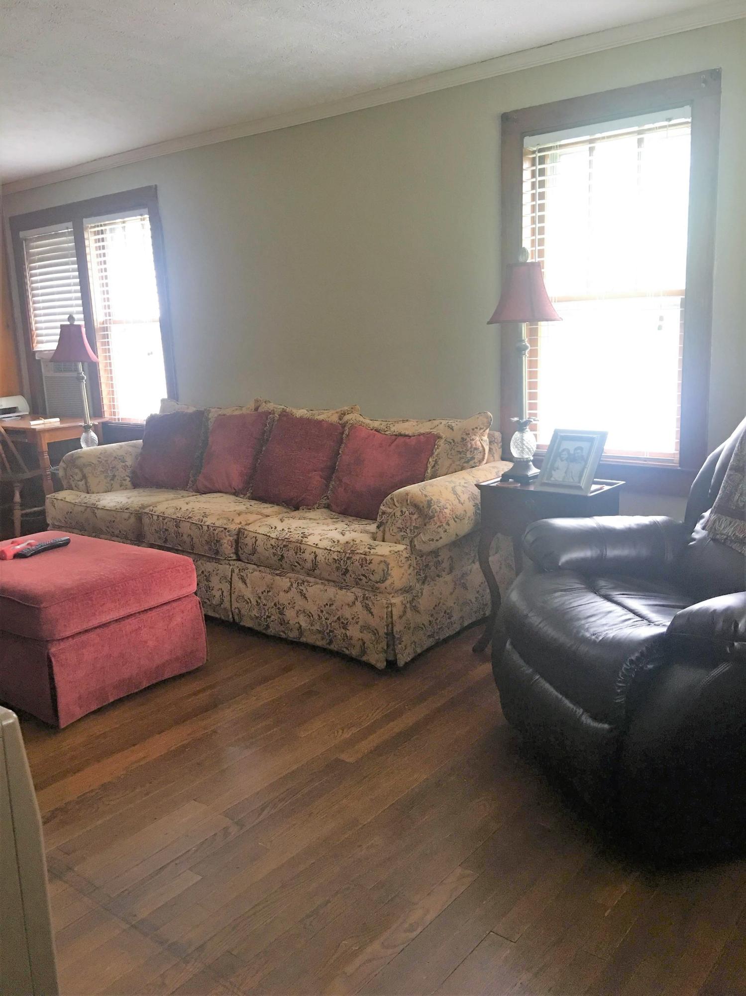 760 Davis Chapel Road La Follette, TN 37766 - Photo 3 of 12 Living Room