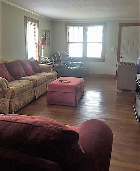 760 Davis Chapel Road La Follette, TN 37766 - Photo 4 of 12 Living Room