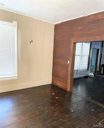 $105,000 | 327 South Elm Street, Dexter, MO 63841