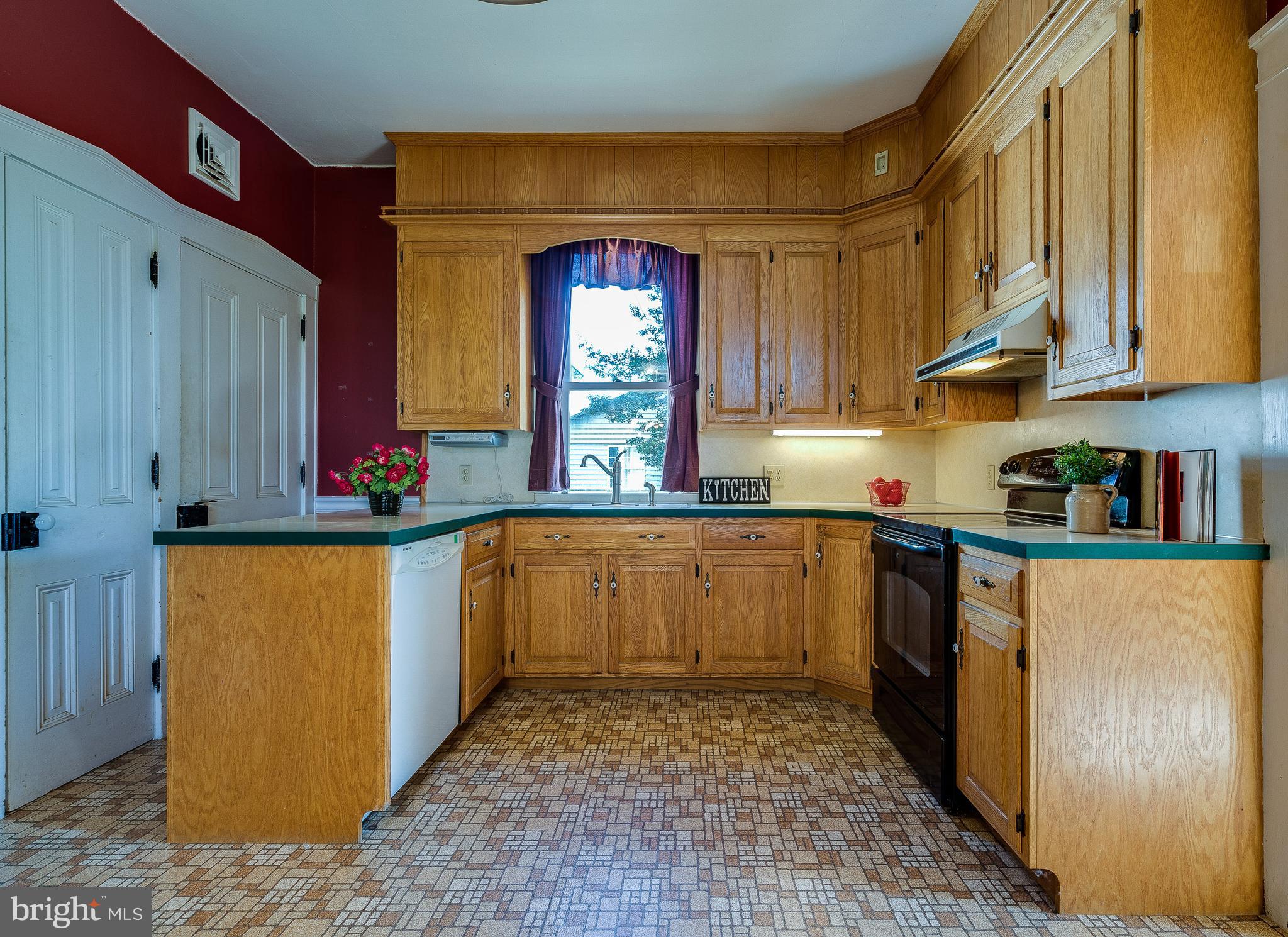 1154 Letort Road Conestoga, PA 17516 - Photo 14 of 44 Abundance of counter tops.