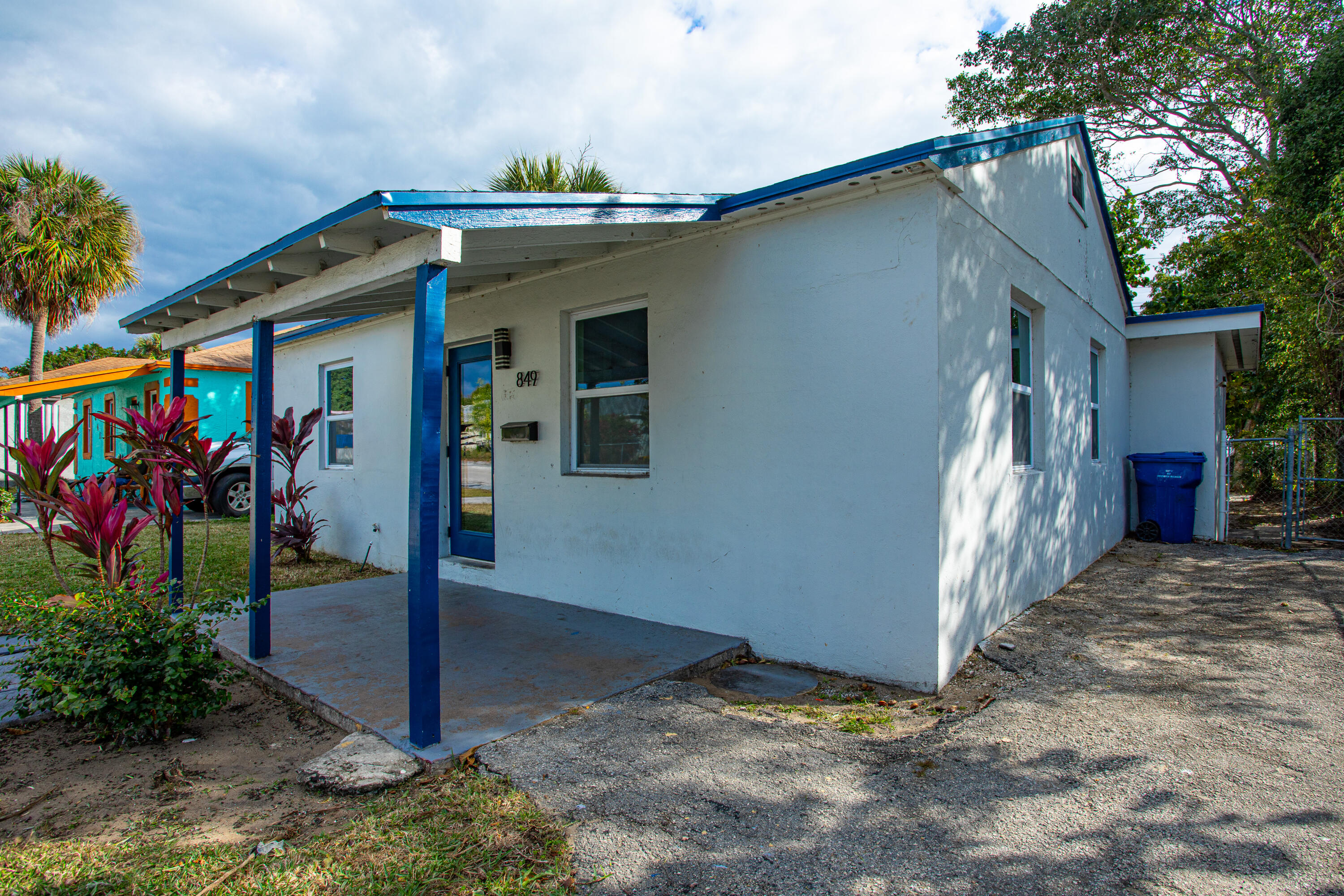 849 West 2nd Street Riviera Beach, FL 33404 - Photo 1 of 20 Front 3