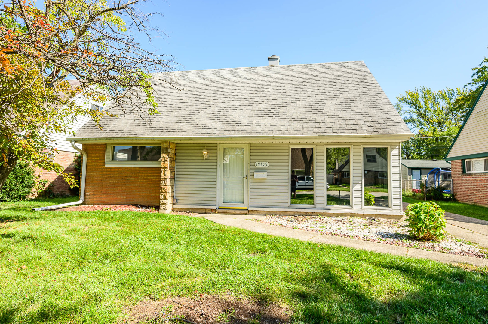 17153 Ridgewood Avenue Lansing, IL 60438 - Photo 1 of 12 Gallery Image 1