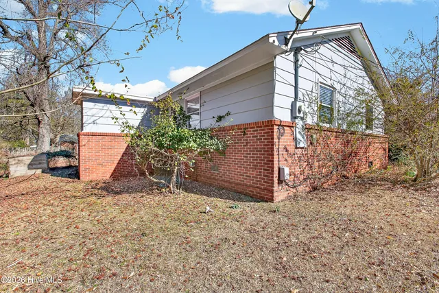 $215,000 | 209 Cardinal Road, Jacksonville, NC 28546