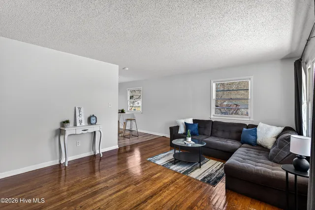 $215,000 | 209 Cardinal Road, Jacksonville, NC 28546