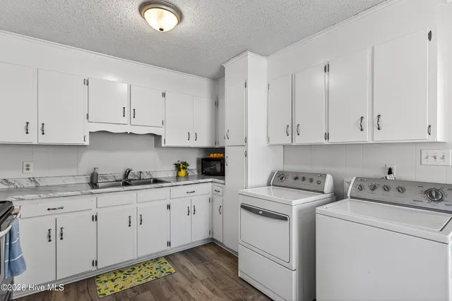 $215,000 | 209 Cardinal Road, Jacksonville, NC 28546