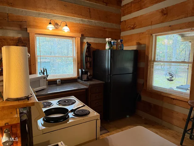 $295,900 | 5633 Lower Paint Creek Road, Greeneville, TN 37743