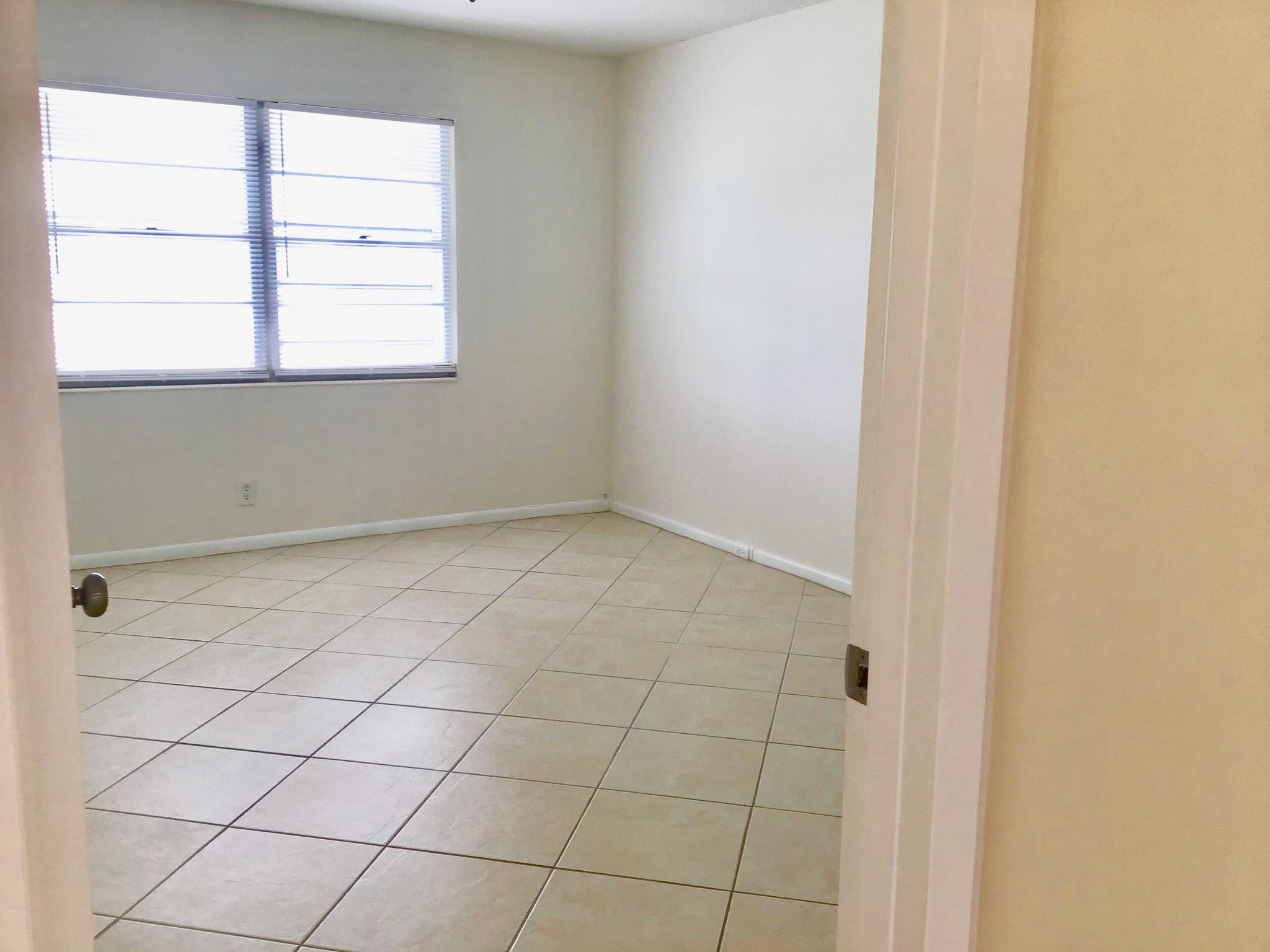 2035 Exeter, Unit 2035 Boca Raton, FL 33434 - Photo 20 of 34 Photo 20