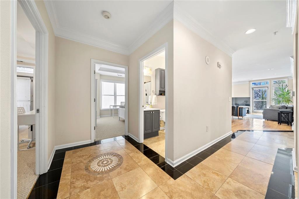 3334 Peachtree Road Northeast, Unit 112 Atlanta, GA 30326 - Photo 14 of 32 Gallery Image 14