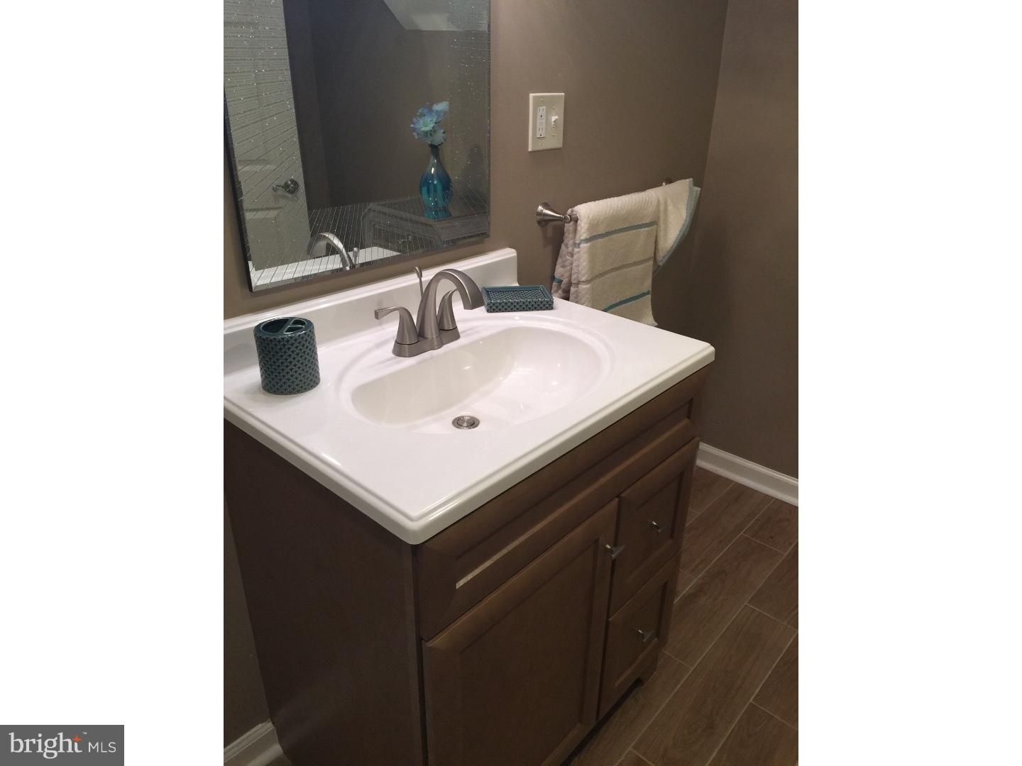 12632 Chilton Road Philadelphia, PA 19154 - Photo 14 of 22