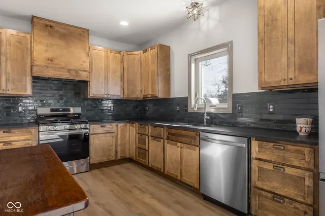 $399,000 | 403 Main Street, Hope, IN 47246