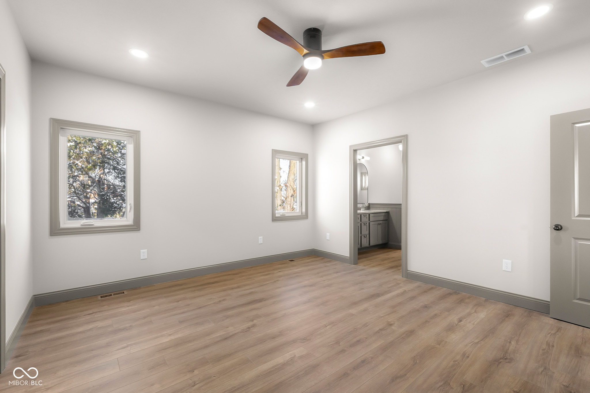 403 Main Street Hope, IN 47246 - Photo 29 of 60