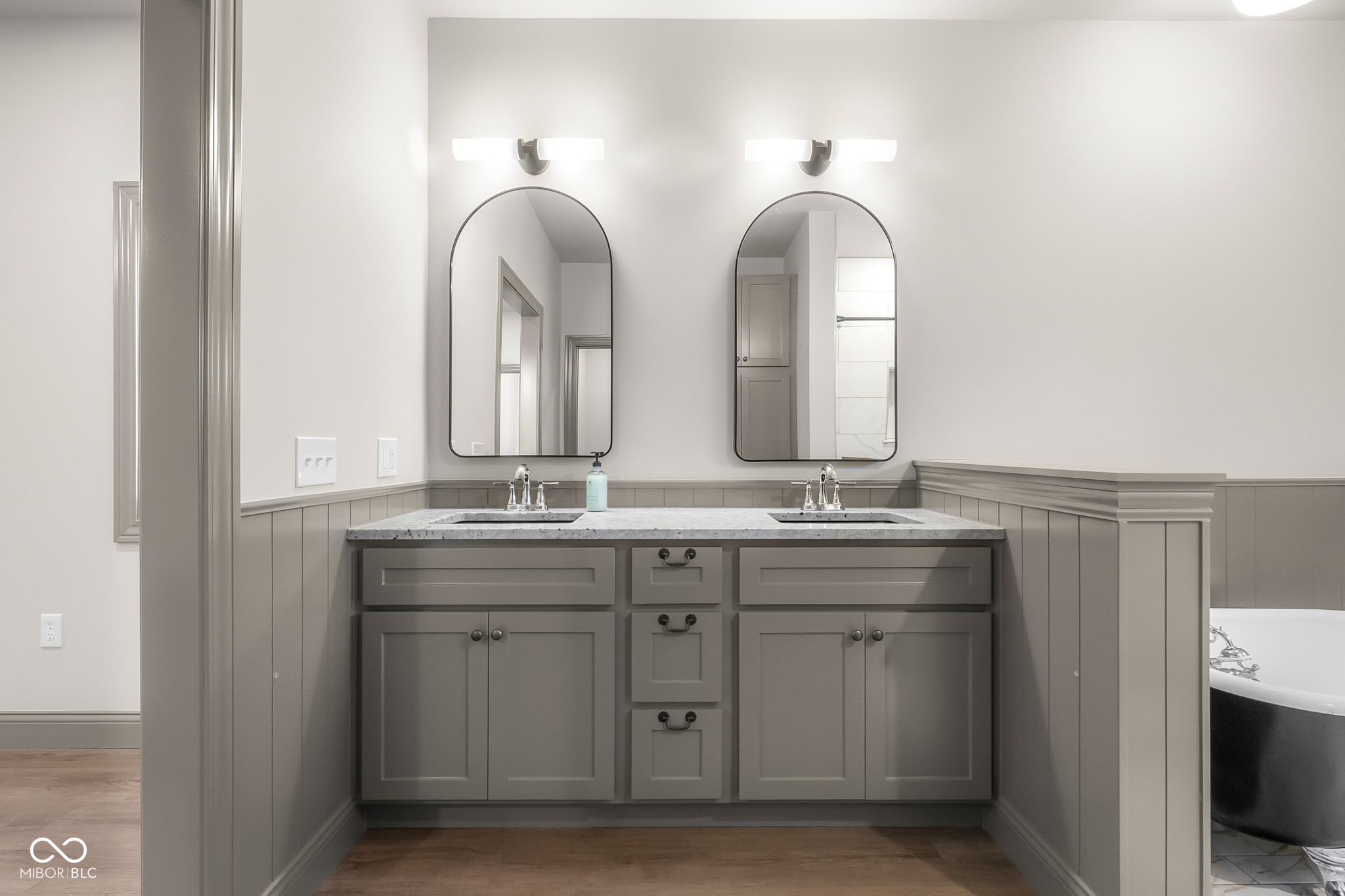 403 Main Street Hope, IN 47246 - Photo 33 of 60