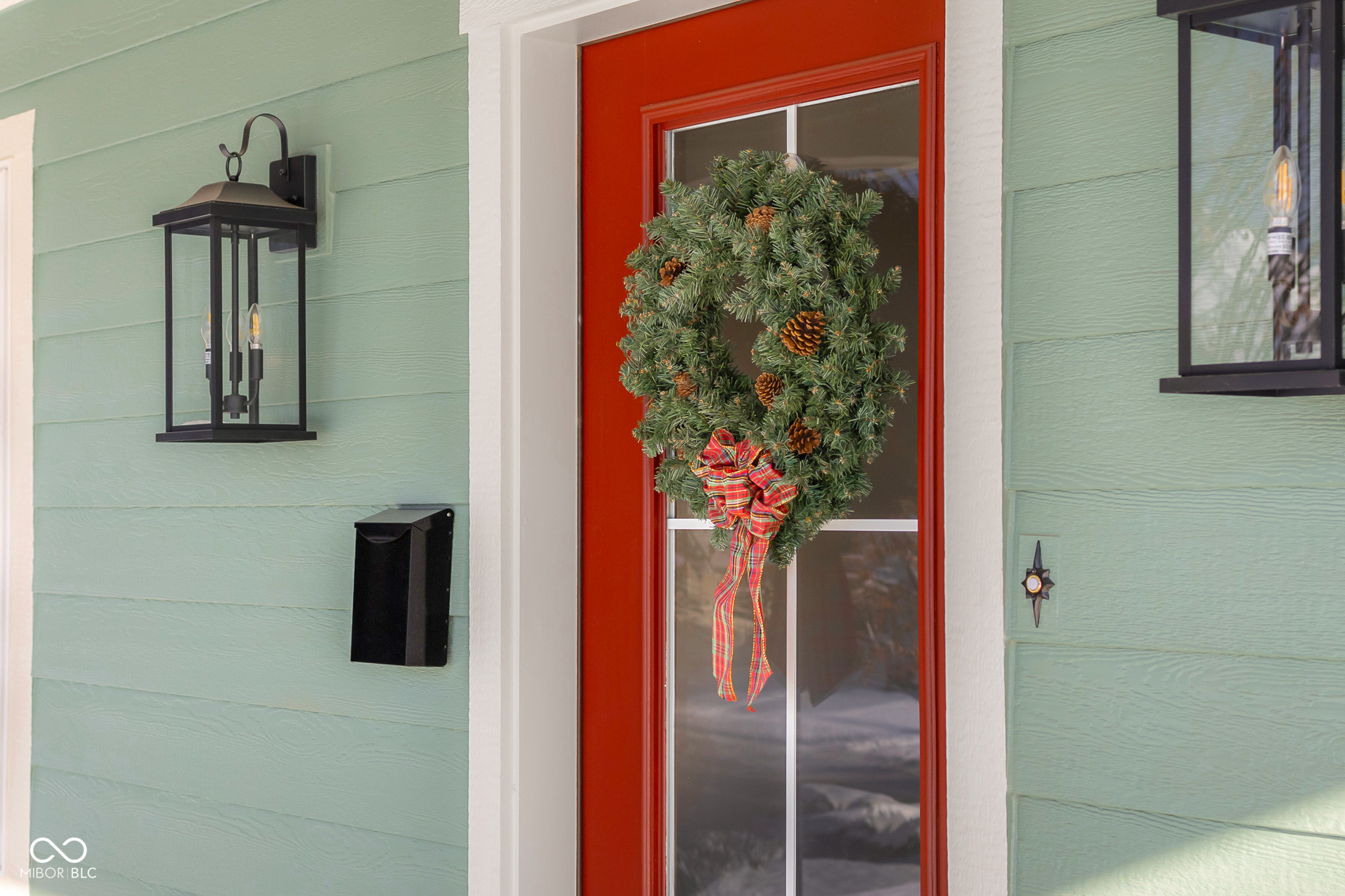 403 Main Street Hope, IN 47246 - Photo 4 of 60