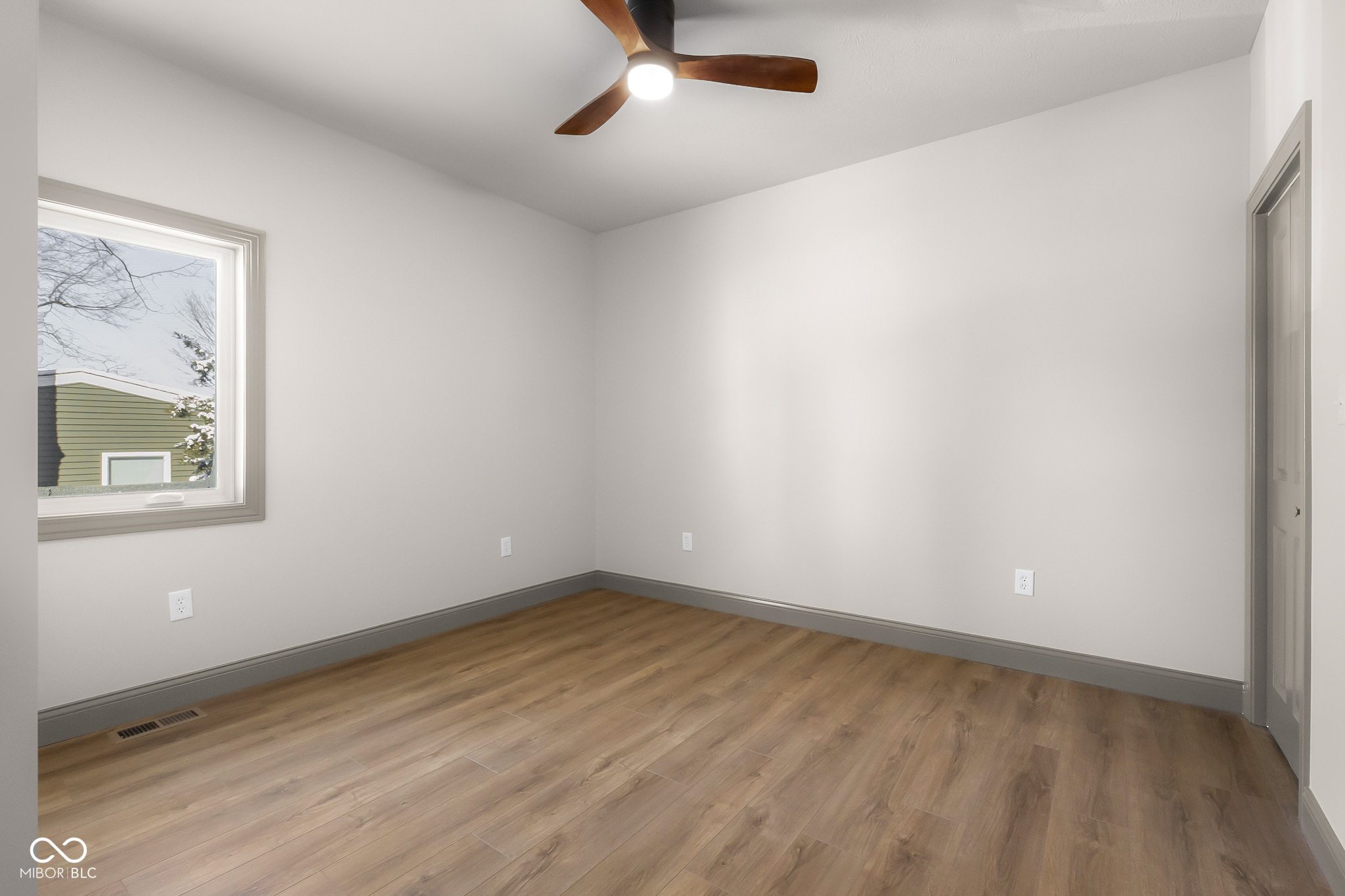 403 Main Street Hope, IN 47246 - Photo 43 of 60