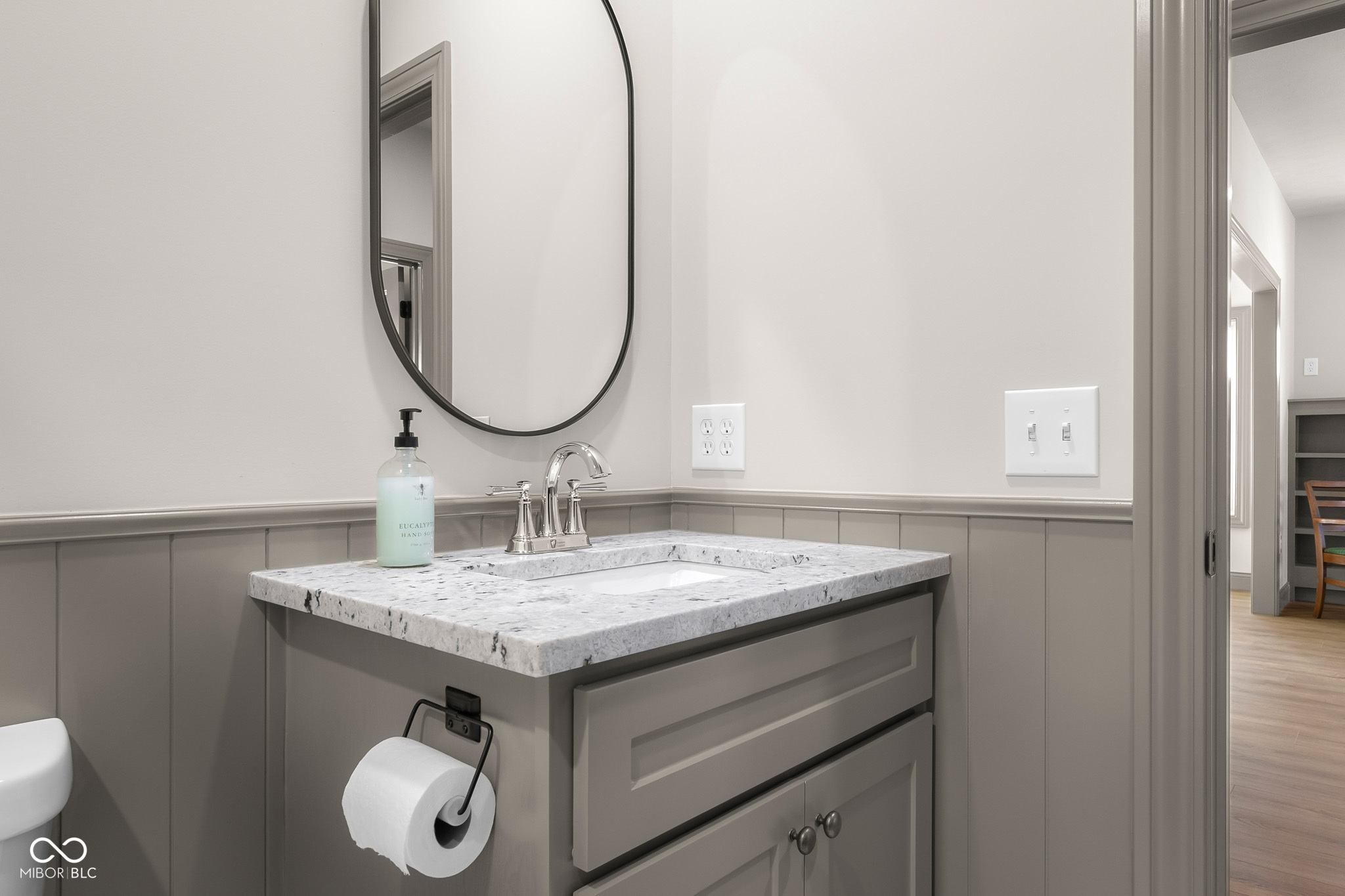 403 Main Street Hope, IN 47246 - Photo 48 of 60