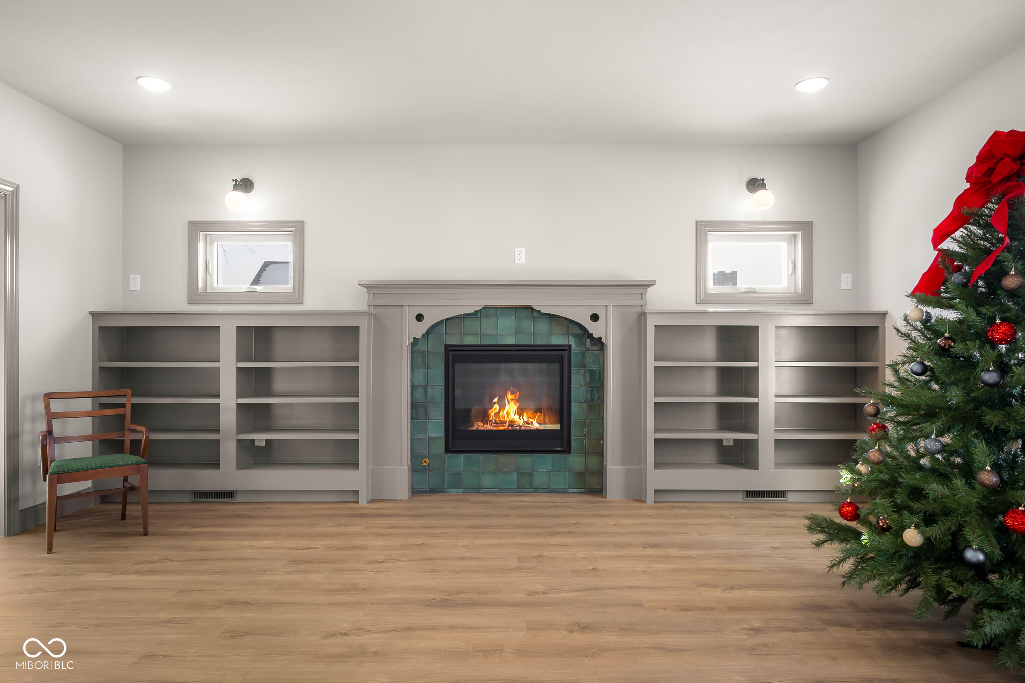 403 Main Street Hope, IN 47246 - Photo 6 of 60