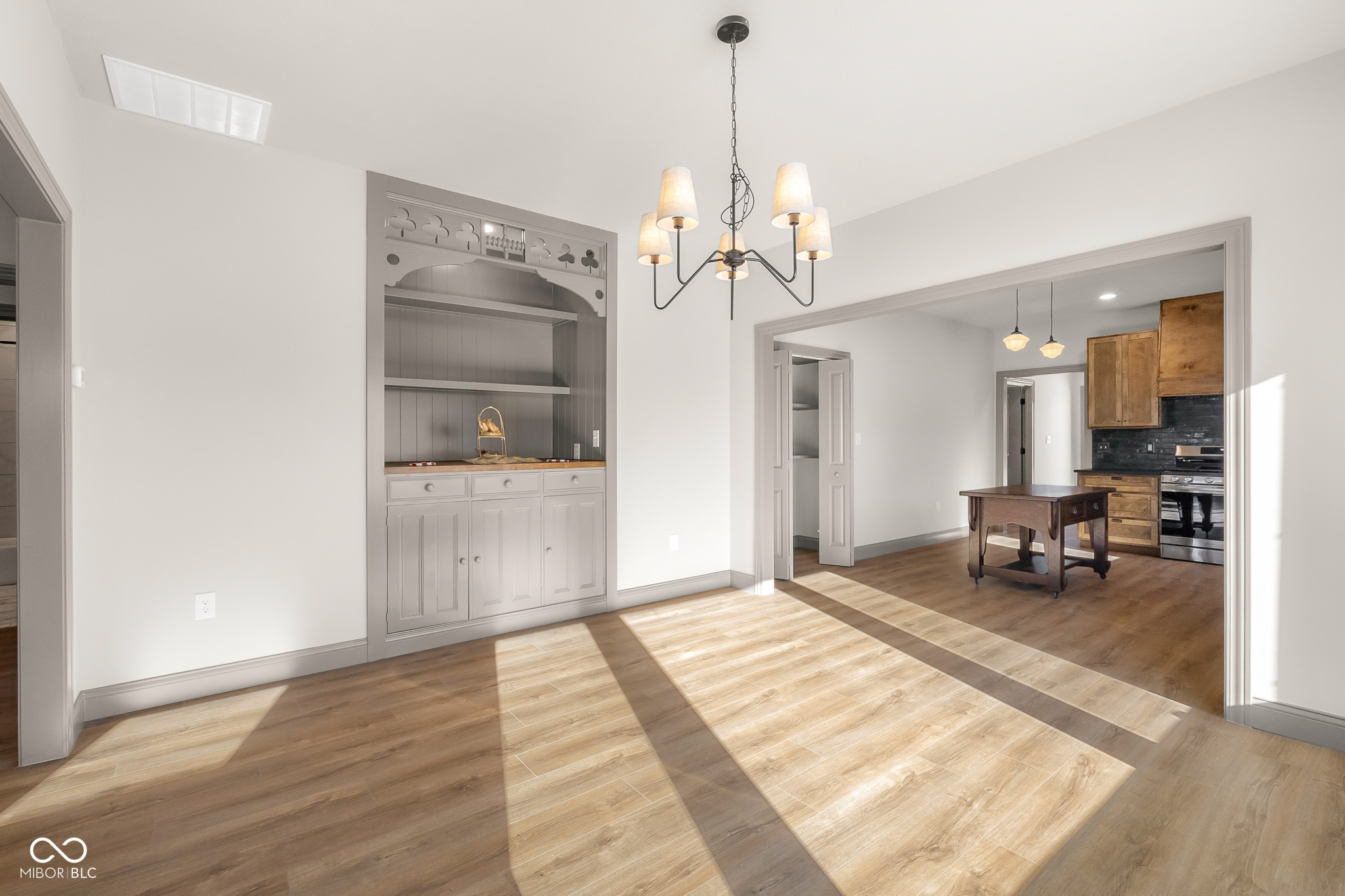 403 Main Street Hope, IN 47246 - Photo 10 of 60