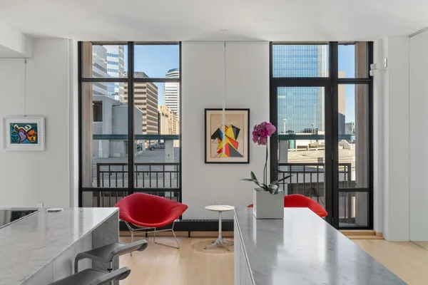 $4,000 | 201 South 11th Street, Unit 830, Minneapolis, MN 55403