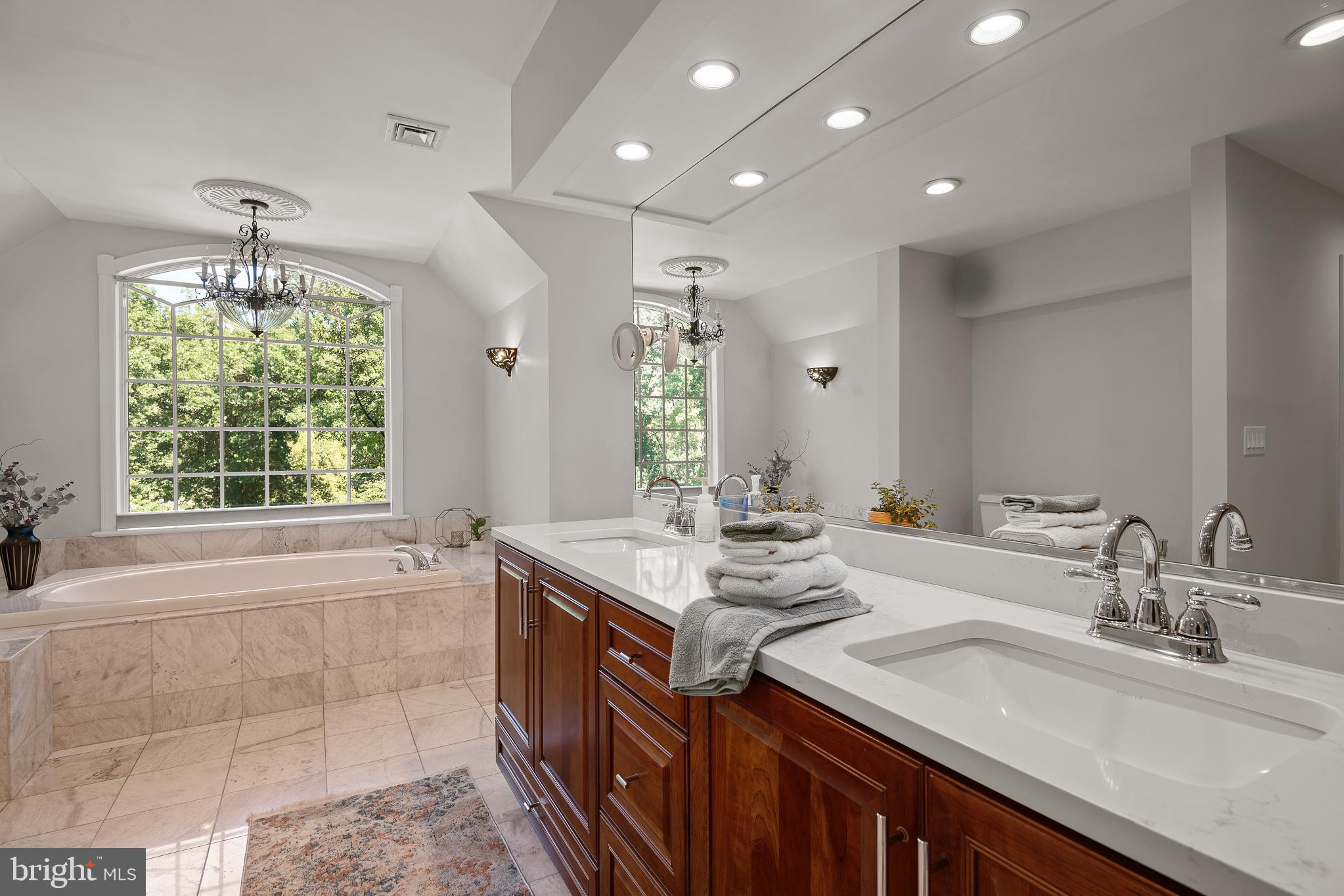 98 Leaman Road Lancaster, PA 17603 - Photo 10 of 117 Gallery Image 10