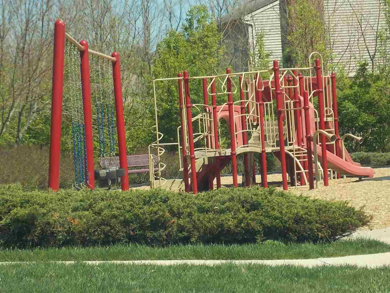 41076 Cold Spring, Unit 3 Newport, KY 41076 - Photo 3 of 25 Photo 3