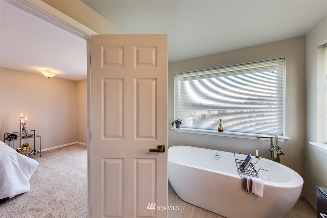 37529 Buck Road Northeast Hansville, WA 98340 - Photo 11 of 23 Gallery Image 11