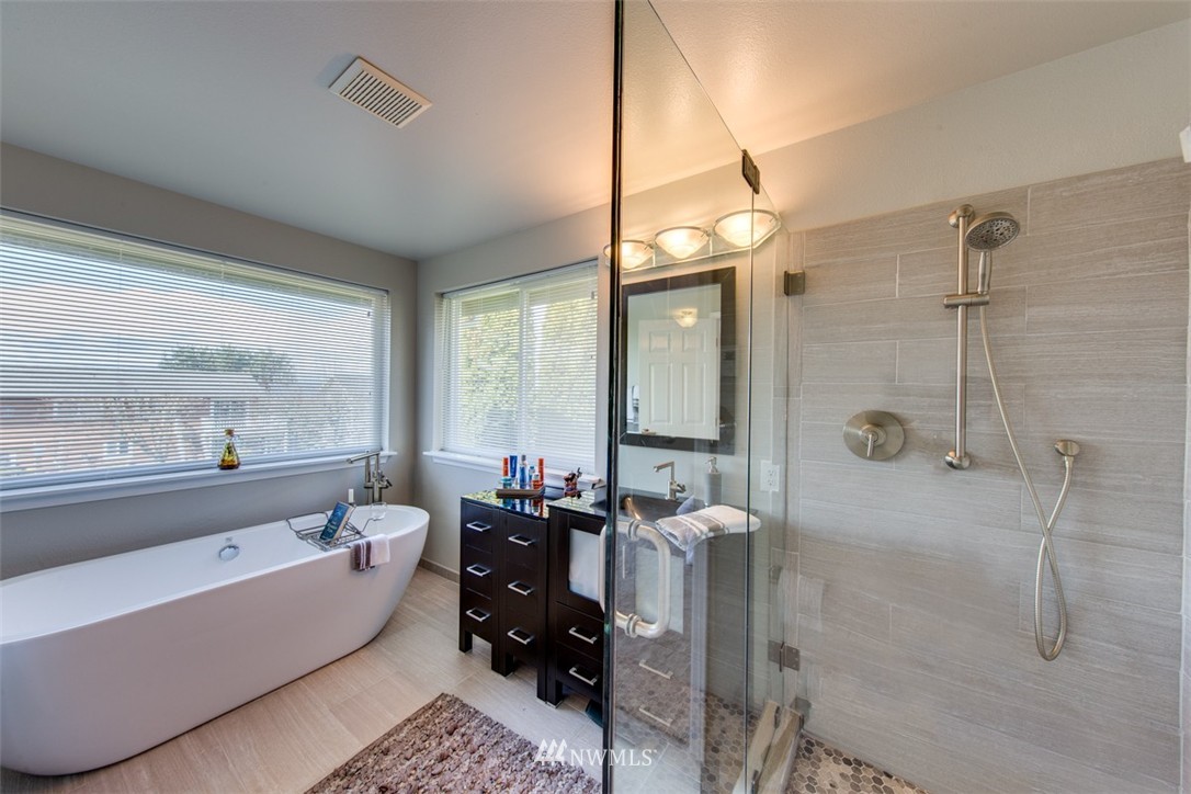 37529 Buck Road Northeast Hansville, WA 98340 - Photo 12 of 23 Gallery Image 12